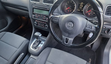 2010 Volkswagen golf 2.0lt tsi automatic hatch easy second chance finance9.jpg